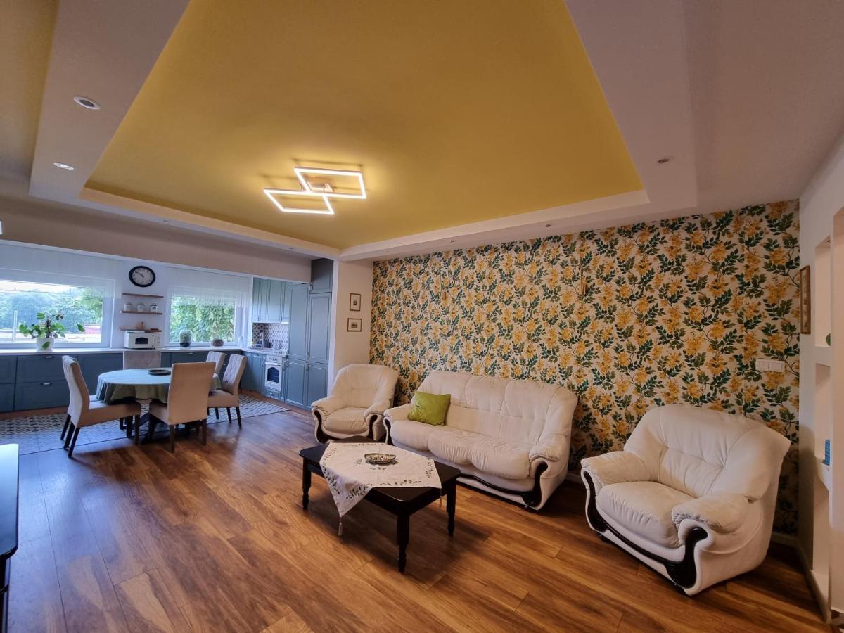 Bougainvillea Apartman Sfantu Gheorghe  Exterior photo
